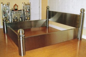 m_Stainless Bed & Bar